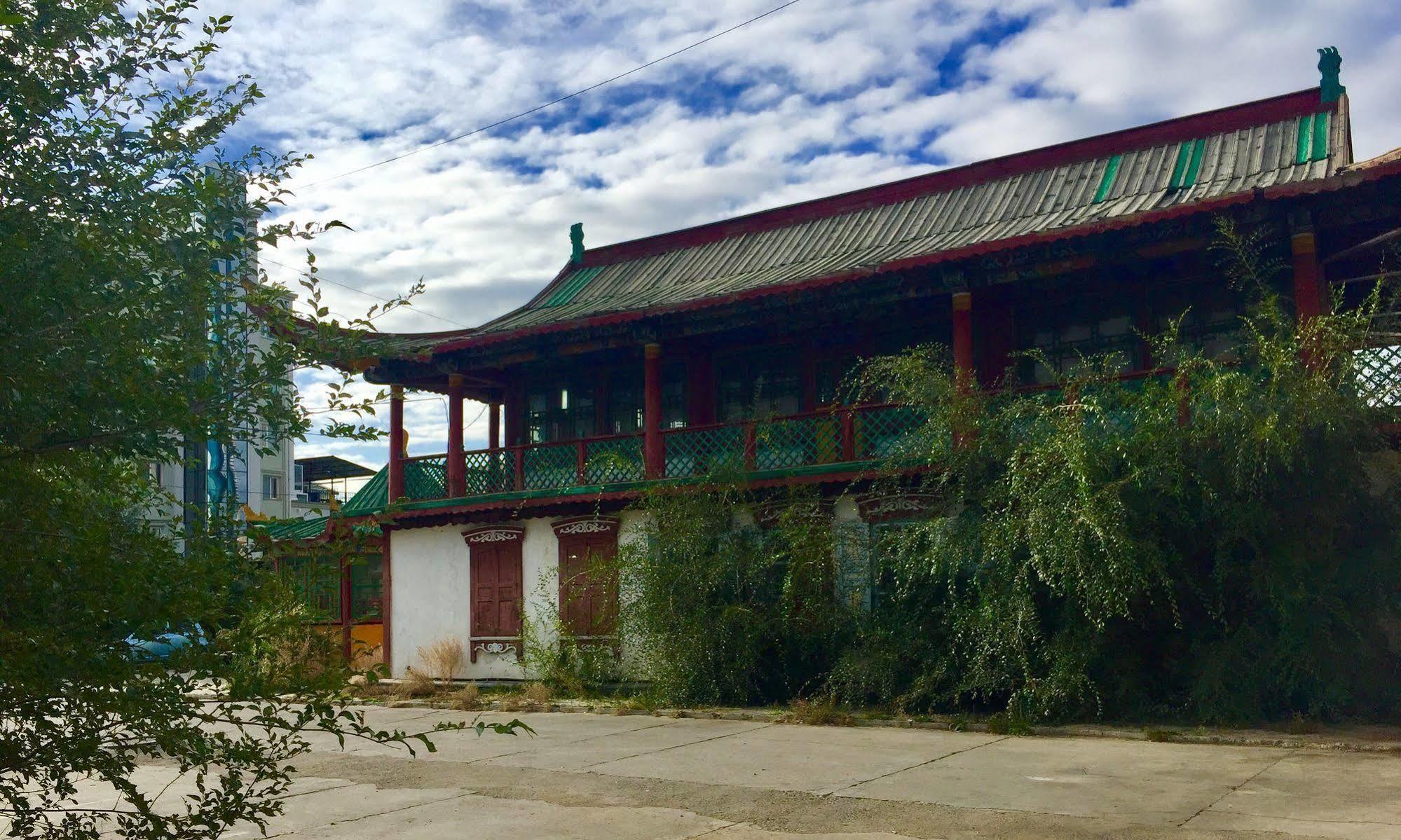 Travel Mongolia Guesthouse Oelan-bator Buitenkant foto